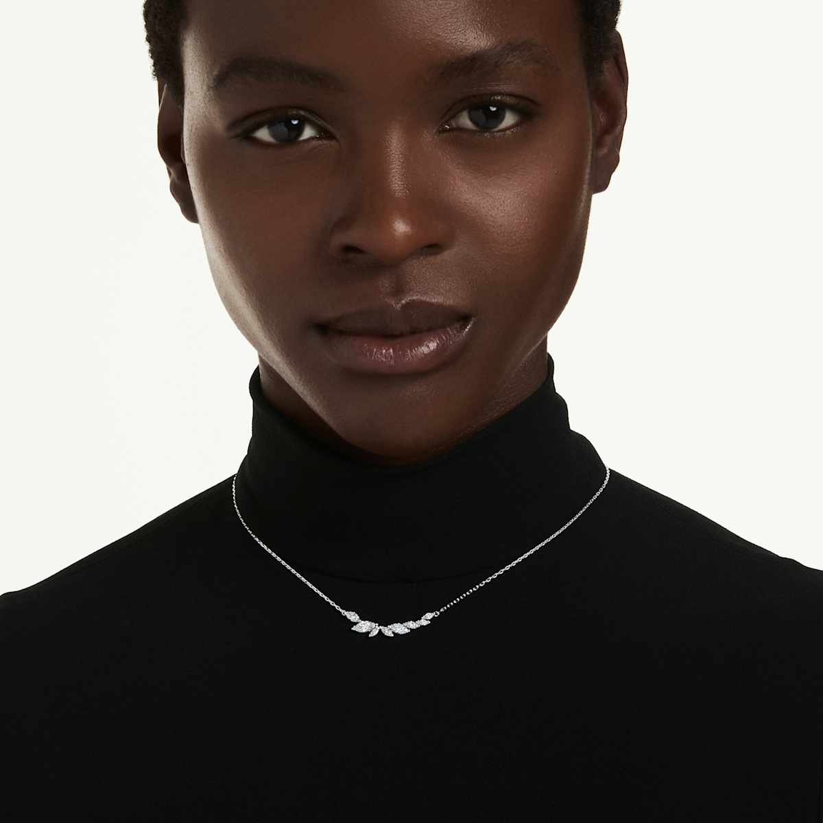 Mesmera necklace