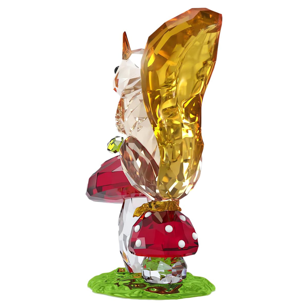 Idyllia Squirrel and Mushrooms
