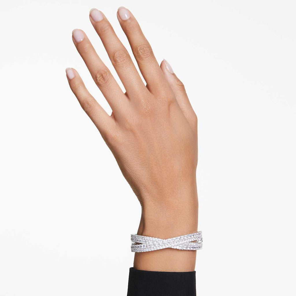 Hyperbola cuff