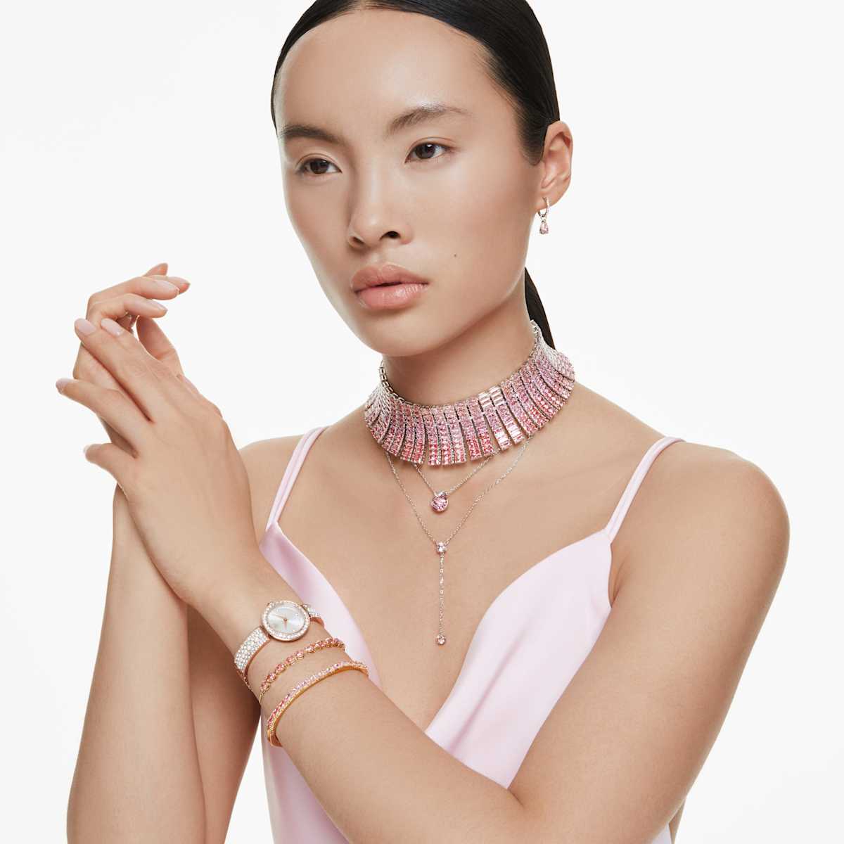 Attract drop earrings