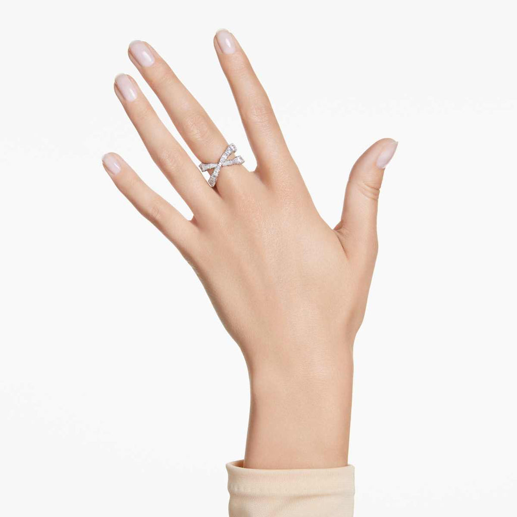 Hyperbola ring