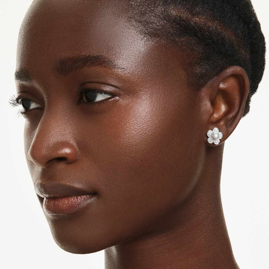 Ariana Grande x Swarovski stud earrings