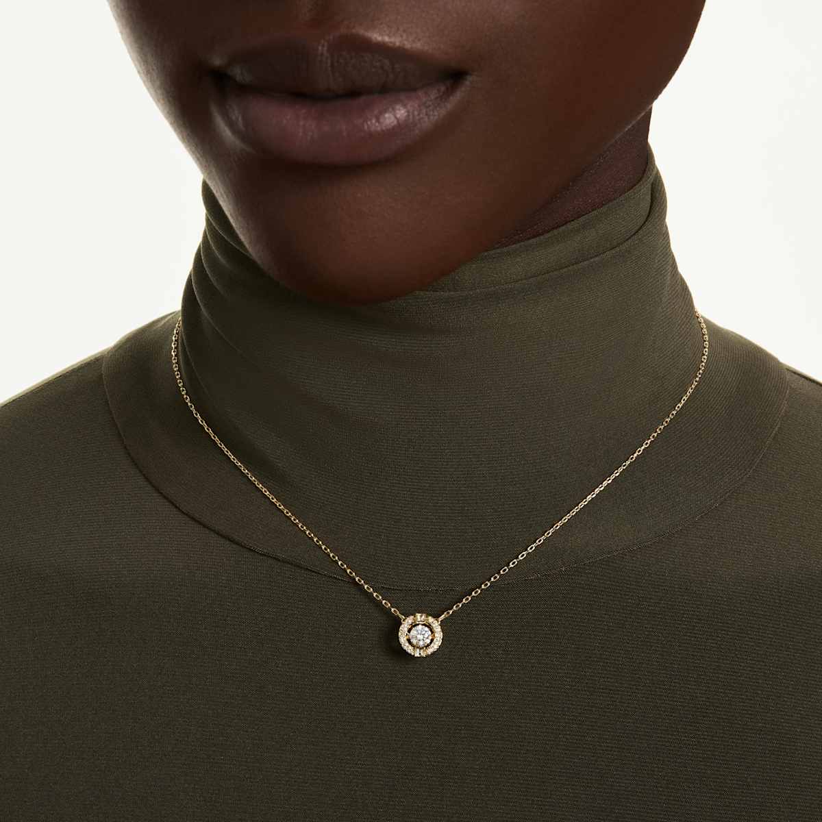 Una Angelic pendant