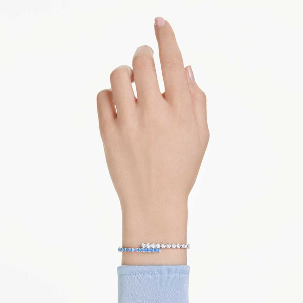 Matrix bracelet