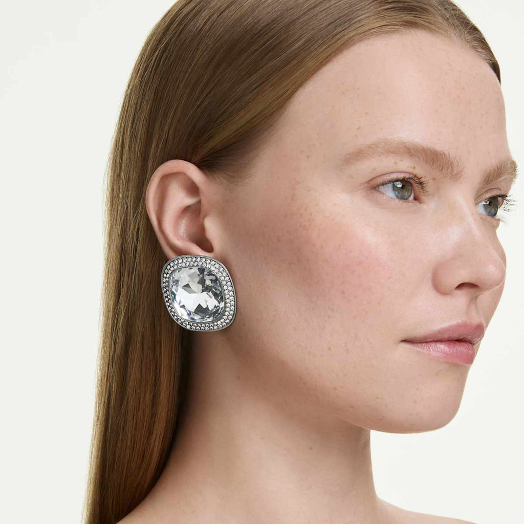 Una Angelic clip earrings