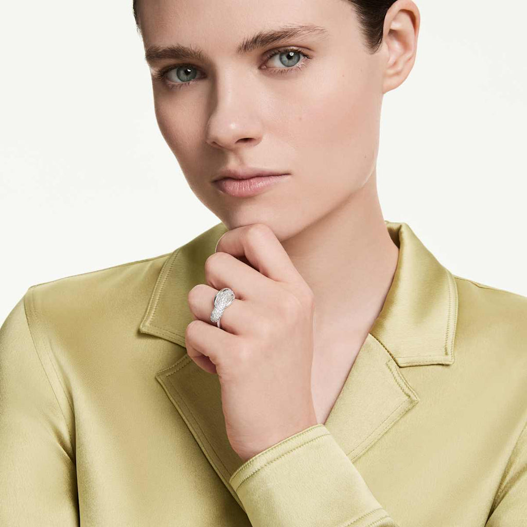 Swarovski Classica cocktail ring