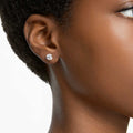 Stilla stud earrings